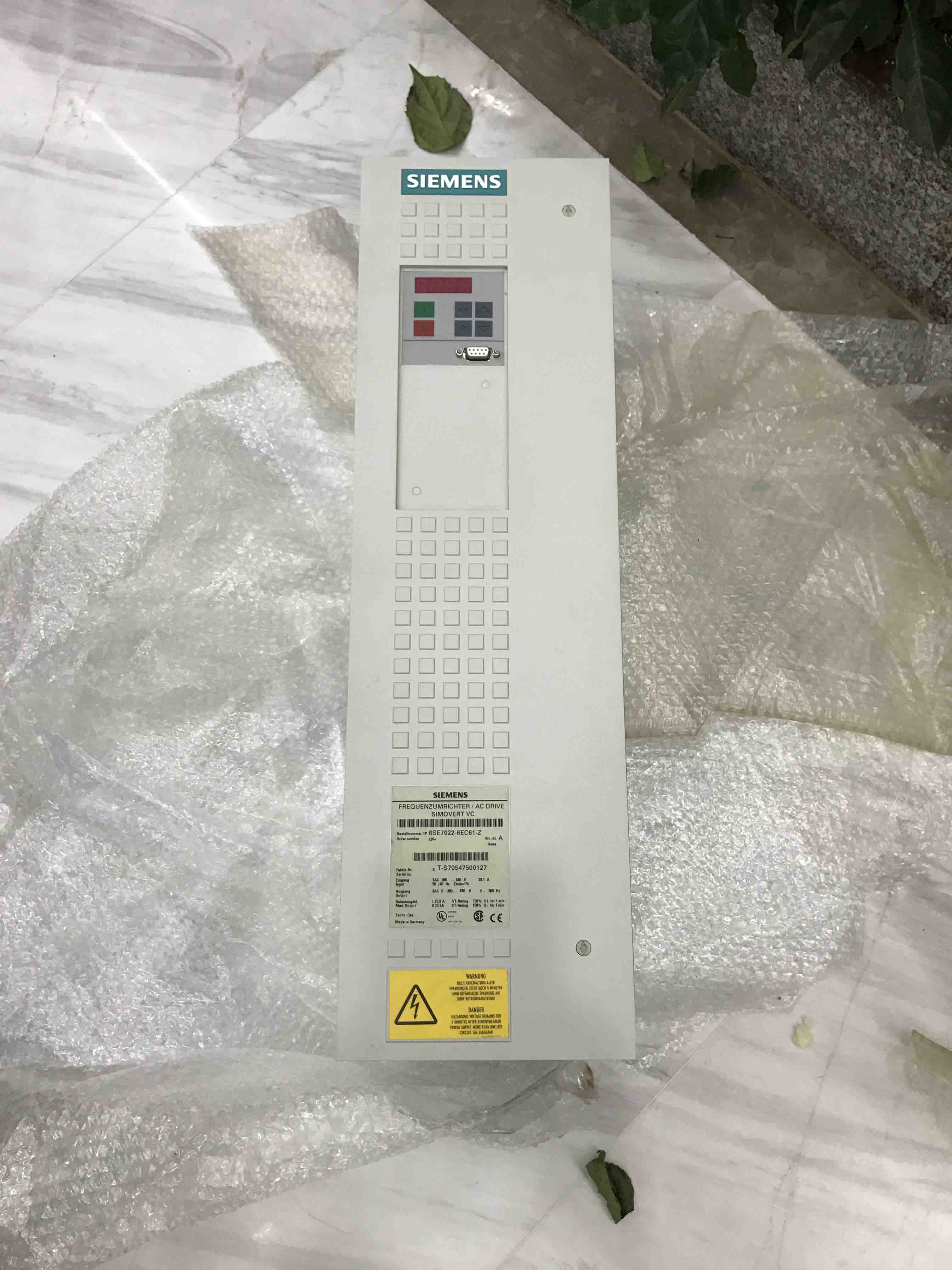 132 SIEMENS 6ES7022-6EC61-Z